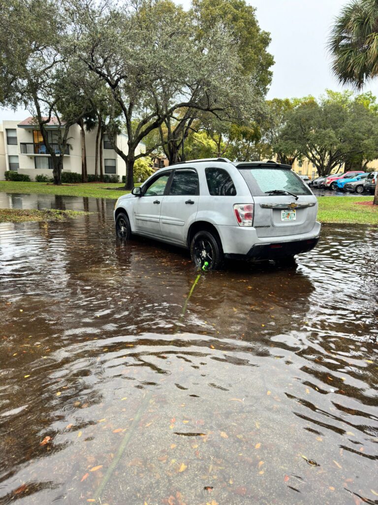 Winch out service by  24 hour towing orlando